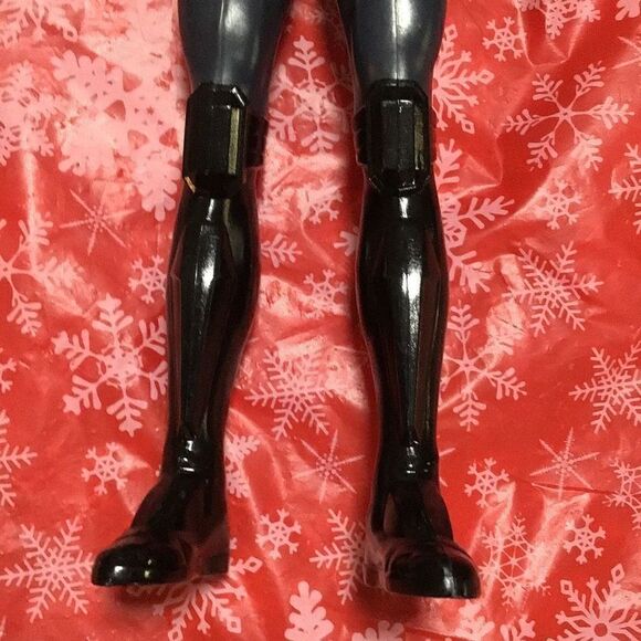 Marvel Titans Gamora action figure - Picture 5 of 5